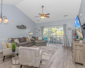 Gorgeous Updated 2 Bedroom Condo! Sleeps 6! The Gardens at Cypress Bay 303
